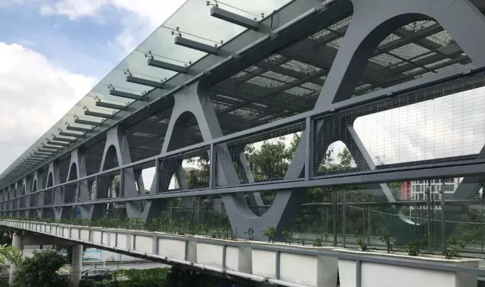 韶山论管桁架结构工程弯管加工防锈处理的方法